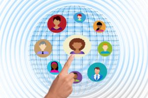 Avec une application mobile sur mesure, rester connecté dans l'entreprise est bien plus simple !